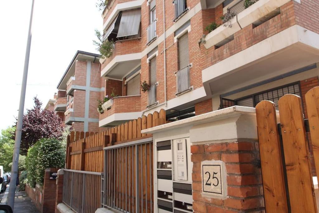 Vatican Flat Spacious Cozy With Court Roma Eksteriør bilde