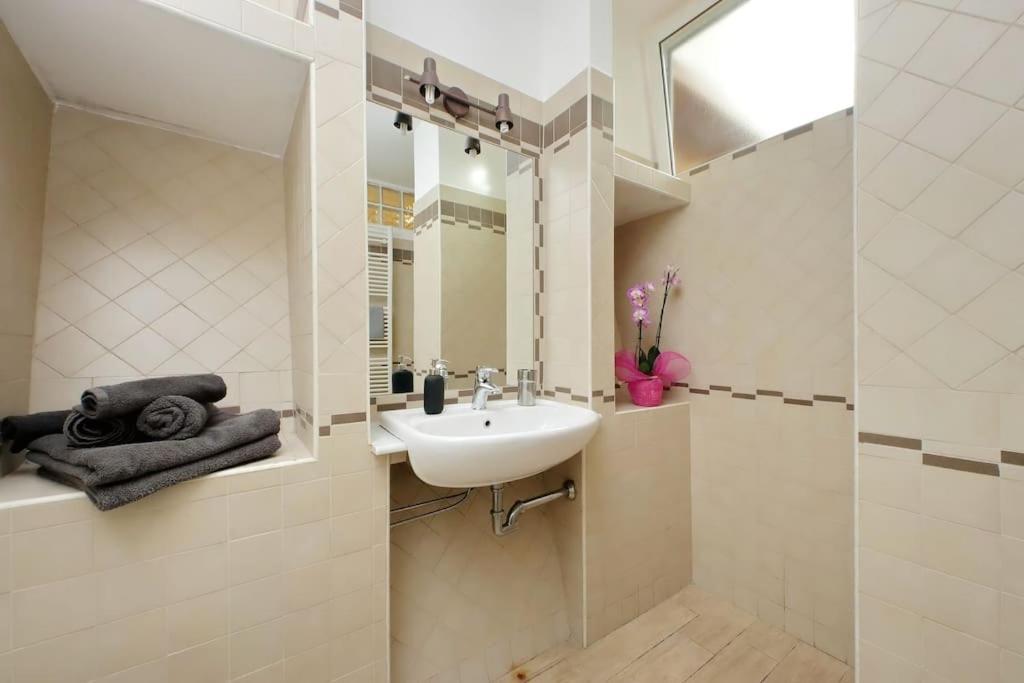 Vatican Flat Spacious Cozy With Court Roma Eksteriør bilde
